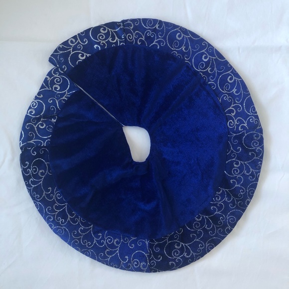 Other - Mini Blue Velvet Tree Skirt For 4 Ft Tree